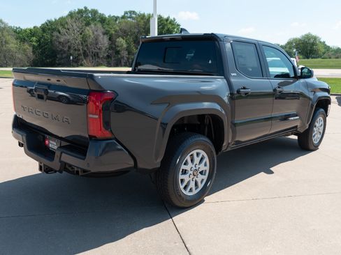 New 2026 Toyota Tacoma SR5 AWD/4WD image 21