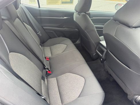 Used 2023 Toyota Camry LE image 21