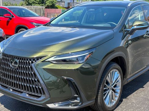Used 2025 Lexus NX 350h AWD w/ Accessory Package (2T) image 8