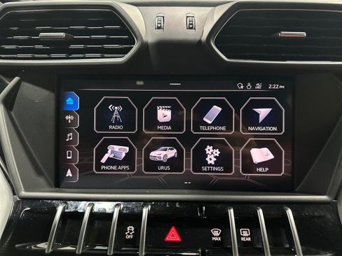 Used 2019 Lamborghini Urus AWD/4WD image 71