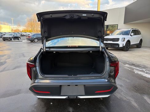 New 2025 Kia K4 LXS image 18