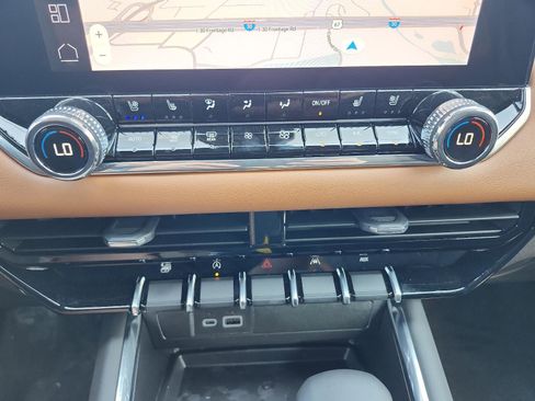 New 2026 GMC Canyon AT4 w/ Technology Plus Package image 13