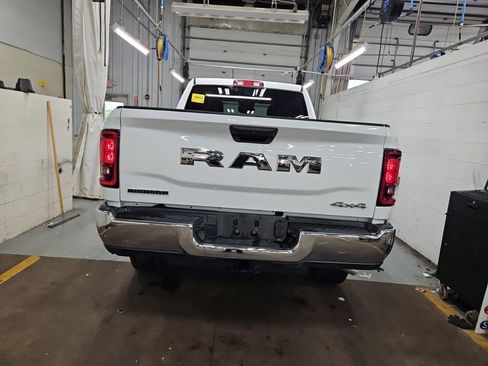 Used 2026 RAM 2500 Big Horn AWD/4WD image 5