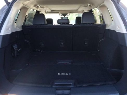 Certified 2025 Nissan Rogue SL w/ Tech Package AWD/4WD image 7