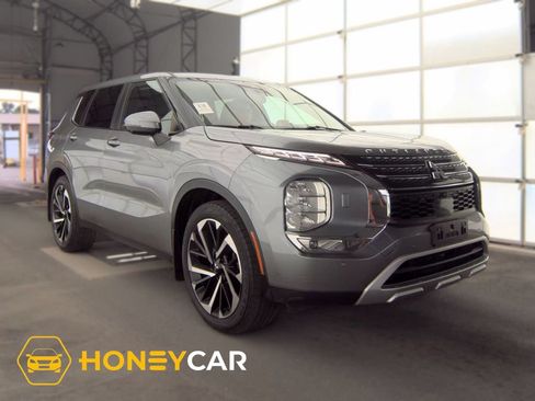 Used 2022 Mitsubishi Outlander SE AWD/4WD image 1