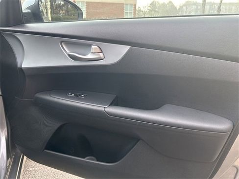 Certified 2023 Kia Forte LXS image 10