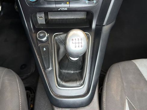 Used 2016 Ford Focus ST image 23