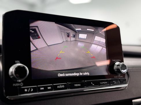 Used 2023 Mitsubishi Outlander SE image 24