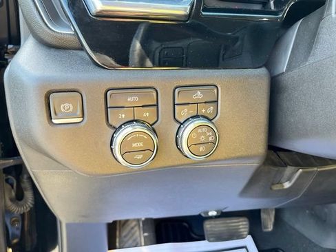 Used 2024 GMC Sierra 1500 Elevation AWD/4WD image 27