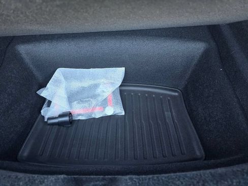 Used 2025 Tesla Model 3 Long Range RWD image 16