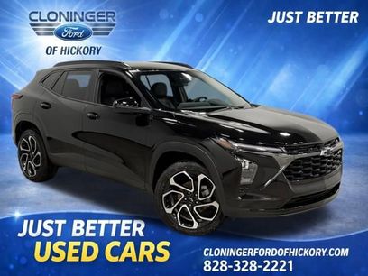 Used 2025 Chevrolet Trax RS w/ Driver Confidence Package