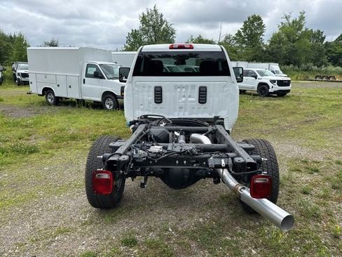 New 2025 GMC Sierra 3500 Pro w/ Convenience Package RWD image 6