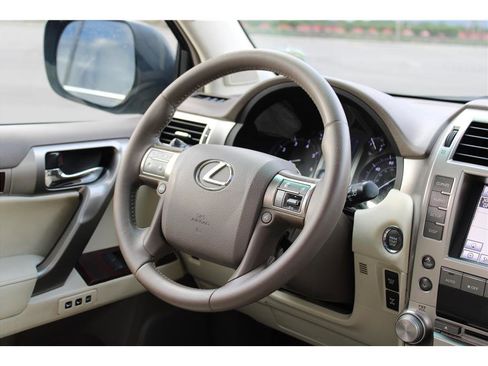 Used 2012 Lexus GX 460 Premium image 19