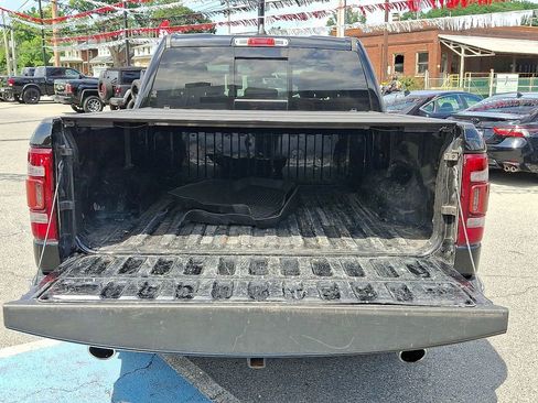 Used 2022 RAM 1500 Laramie AWD/4WD image 29