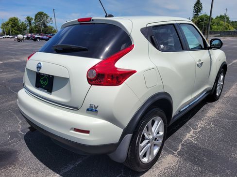 Used 2012 Nissan Juke SV w/ Chrome Pkg FWD image 5