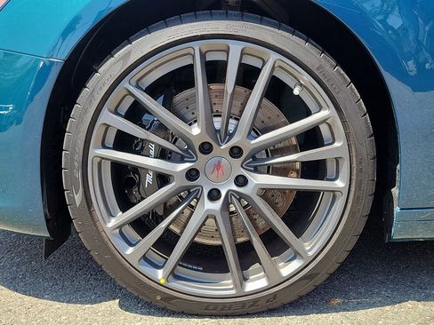 New 2024 Maserati Ghibli Trofeo image 3