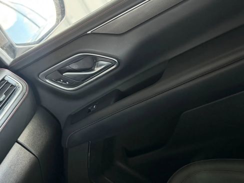 Used 2022 Chevrolet Tahoe RST AWD/4WD image 40