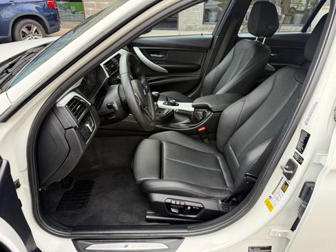 Used 2014 BMW 328i Sedan RWD image 17