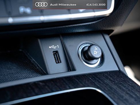 Used 2023 Audi Q5 2.0T Premium w/ Convenience Package AWD/4WD image 31