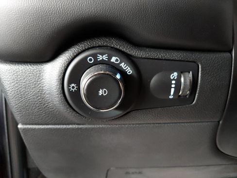 Certified 2023 Dodge Durango GT RWD image 29