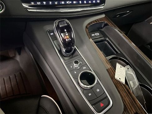 Certified 2021 Cadillac Escalade ESV Premium Luxury image 15