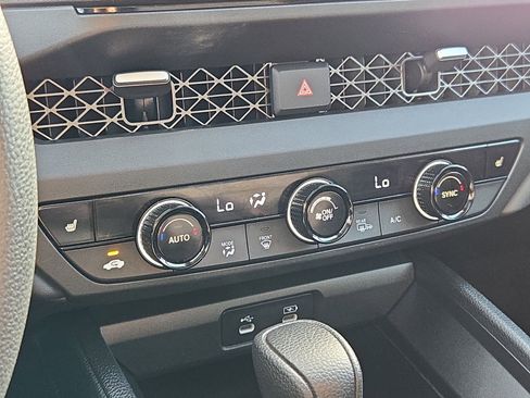 Used 2024 Honda Accord EX image 24