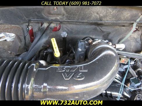 Used 2008 Jeep Liberty Sport image 30