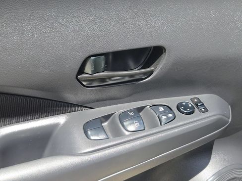 Used 2025 Nissan Kicks Play S FWD image 12