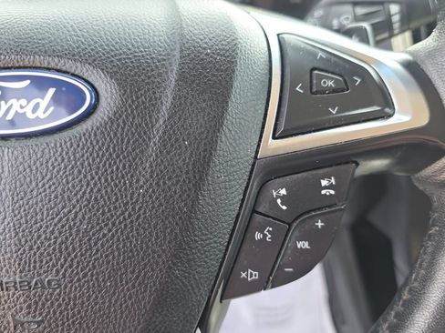 Used 2020 Ford Edge Titanium AWD/4WD image 15