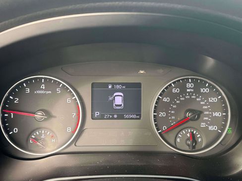 Used 2022 Kia Seltos LX image 21