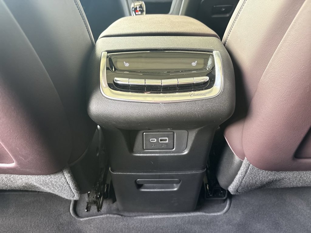 Certified 2023 Cadillac XT6 Premium Luxury w/ Technology Package FWD image 22