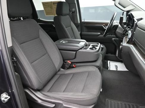 Used 2024 Chevrolet Silverado 1500 LT AWD/4WD image 33