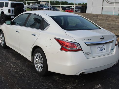 Used 2014 Nissan Altima 2.5 S FWD image 4