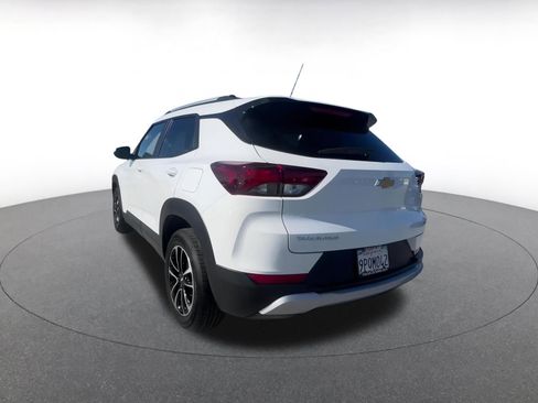 Used 2025 Chevrolet TrailBlazer LT image 10