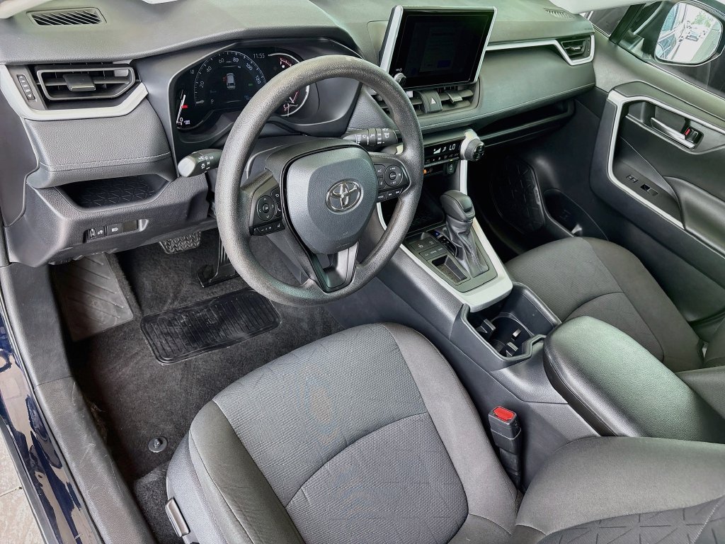 Certified 2025 Toyota RAV4 XLE FWD image 9