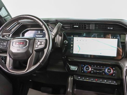 Used 2024 GMC Sierra 2500 AT4X AWD/4WD image 18