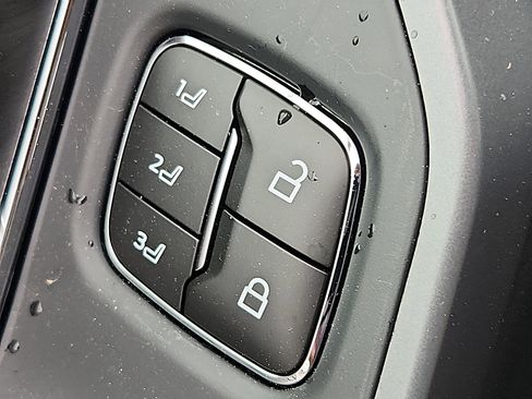 New 2025 Ford F150 Lariat w/ Equipment Group 502A High image 16