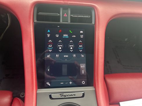 Used 2020 Porsche Taycan 4S image 11