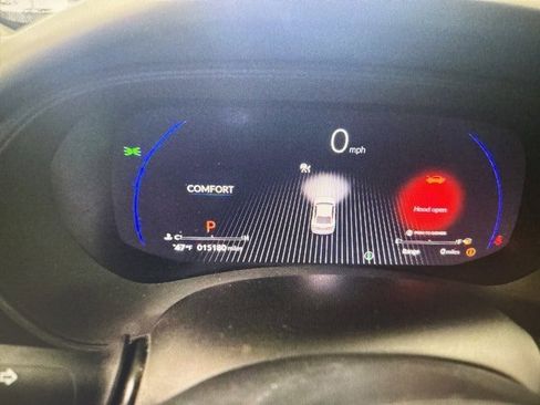 Used 2024 Acura TLX w/ Technology Package image 8