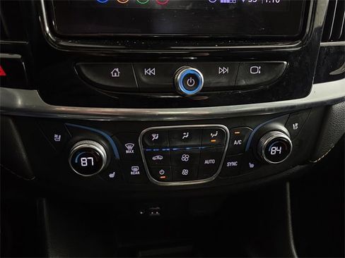 Certified 2020 Chevrolet Traverse Premier image 15