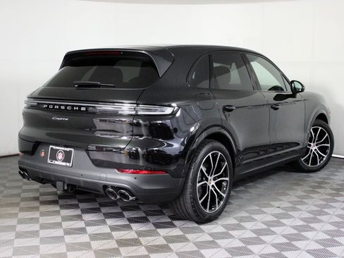 Certified 2026 Porsche Cayenne image 7