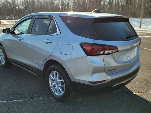 Used 2022 Chevrolet Equinox LT image 9