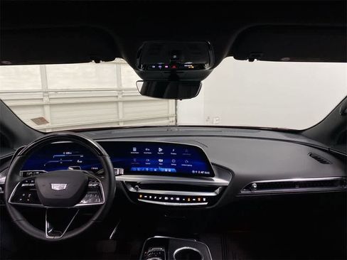 Certified 2025 Cadillac Lyriq Luxury w/ LPO, Floor Liner Package image 13