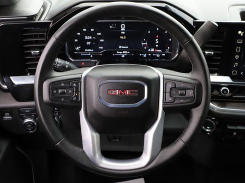 Used 2025 GMC Sierra 1500 SLT image 23