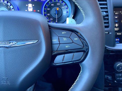 Certified 2023 Chrysler 300 S image 19