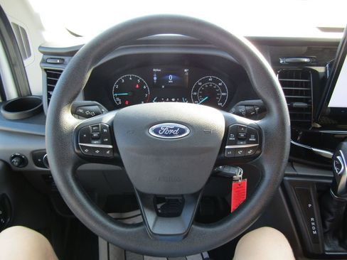 Used 2023 Ford Transit 350 XLT image 18