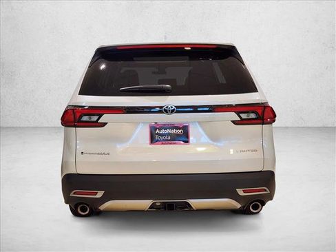 New 2026 Toyota Grand Highlander AWD Hybrid image 6