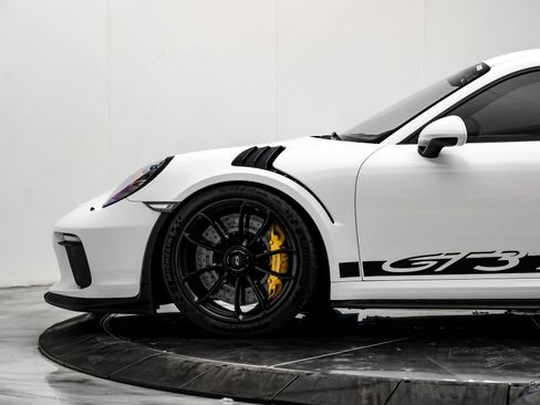 Used 2019 Porsche 911 GT3 RS RWD image 10