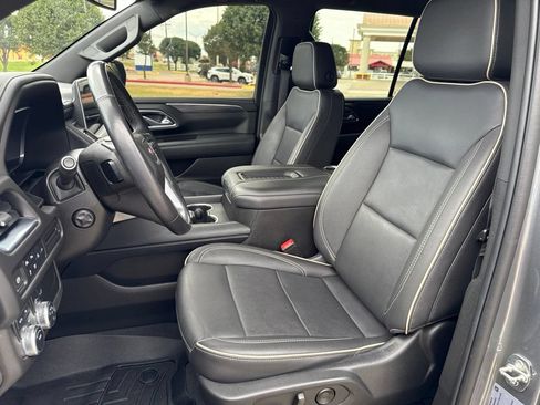 Used 2022 GMC Yukon SLT w/ SLT Luxury Package AWD/4WD image 10
