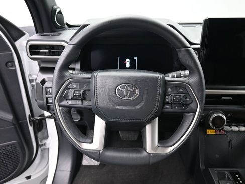 Certified 2025 Toyota 4Runner Limited image 16